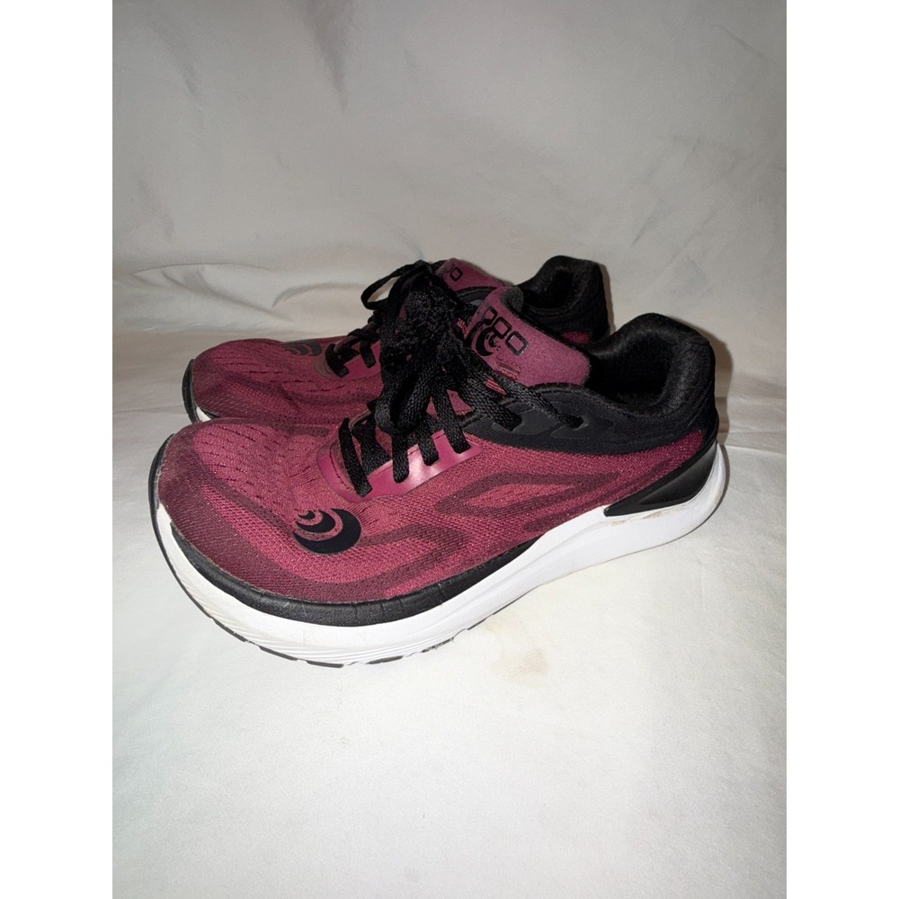 Topo Athletic Ultrafly 3 Women's Sneakers 7 Us Wine‎ Black Road Running Shoes